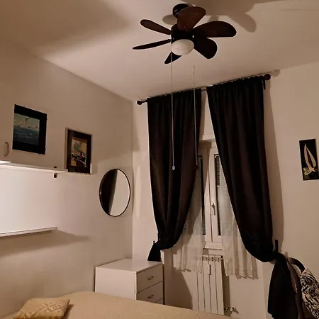 Lovely Near Trastevere Ferienhaus Rom